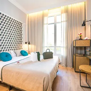 the-moods-hostel.topbarcelonahotels.com/
