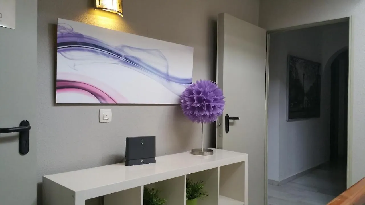 Hostal Tilos Málaga 2*,