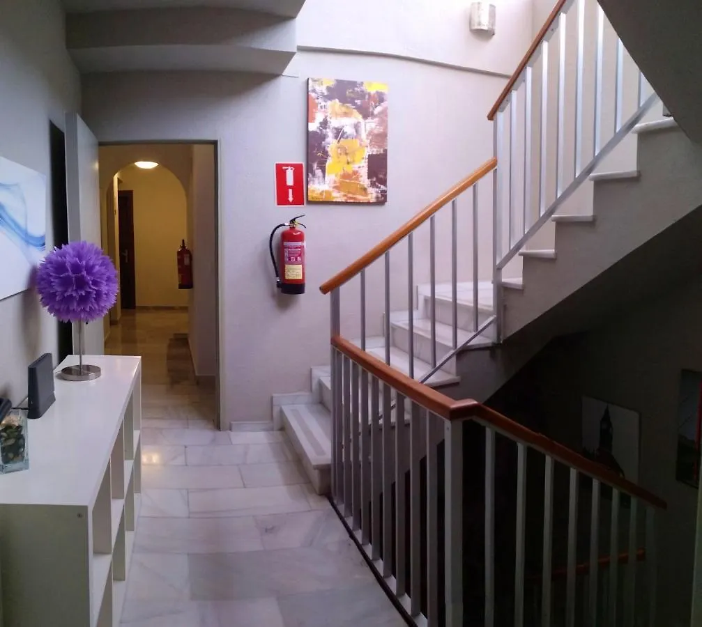Hostal Tilos Málaga 2*,